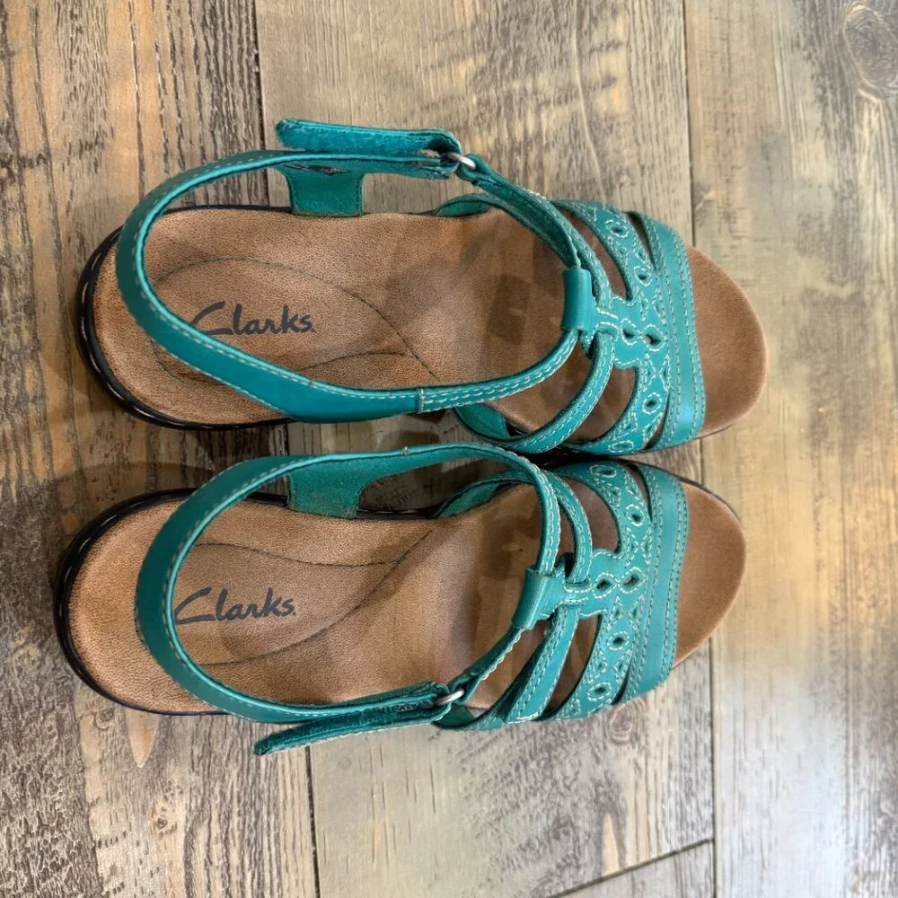 Clarks Turquoise Leather Sandals 7M - Picture 3 of 5
